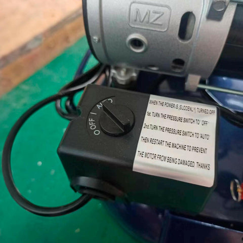 Compresor Dental silencioso 1.5HP 30Litros.